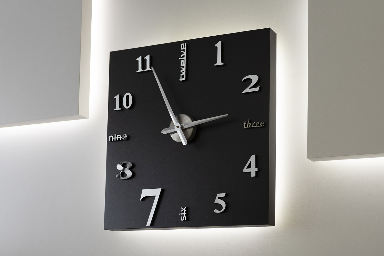 Orologi da parete moderni 